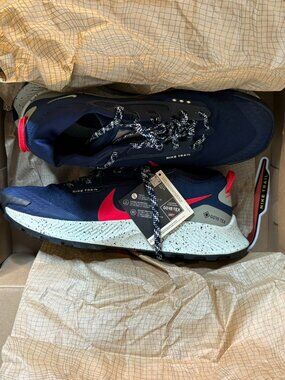 Nike Pegasus Trail 3 Gore-Tex Obsidian Siren Red 2022 - DC8793-401 Shoes